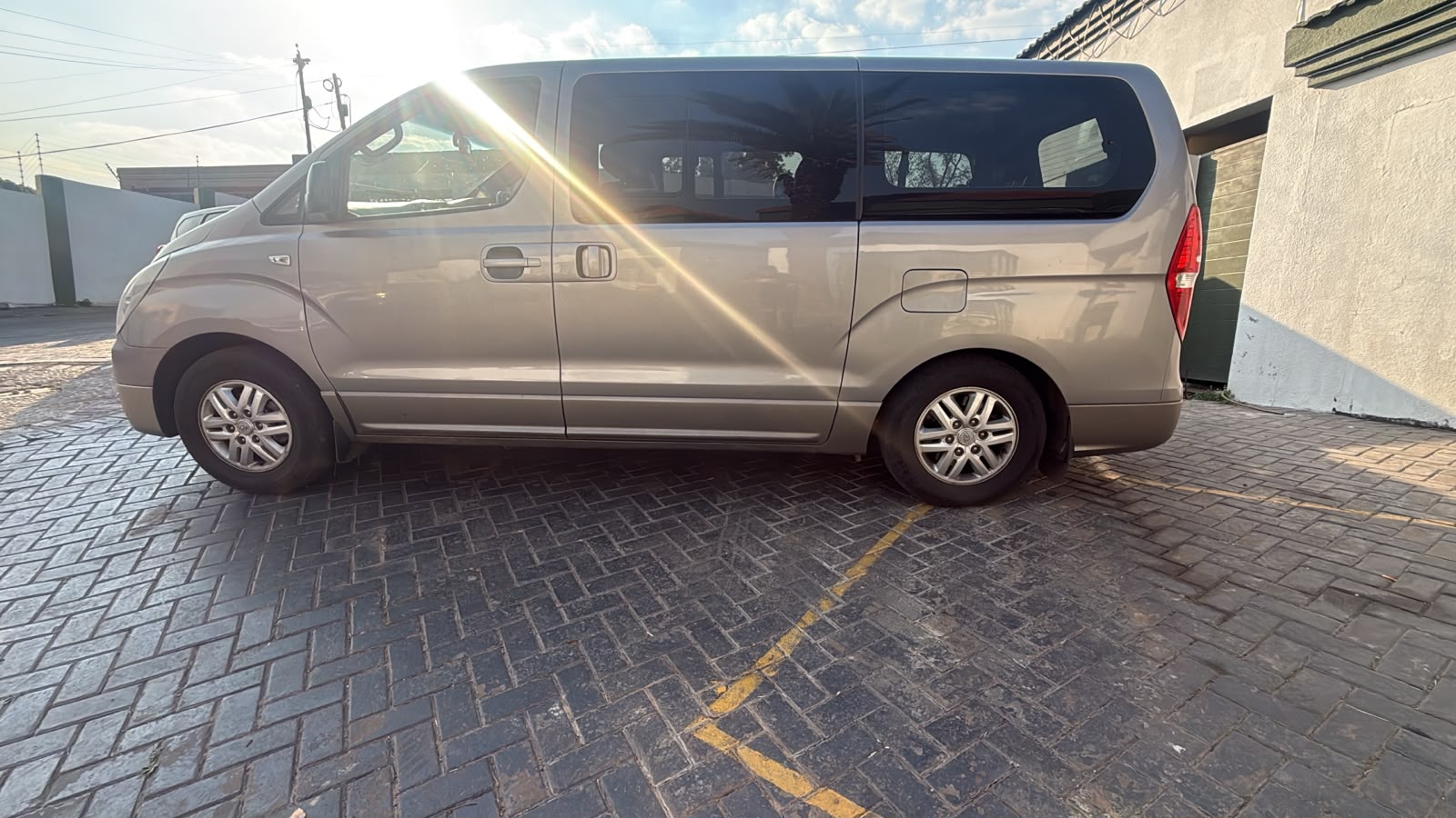 Unitas Flying Academy student shuttle bus